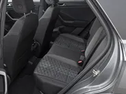 Volkswagen T-Roc 1.5 TSI 150pk DSG R-Line · Panoramadak · Camera · Dodehoeksensor · Keyless · Apple/Android Car Play · 19'Velgen ·