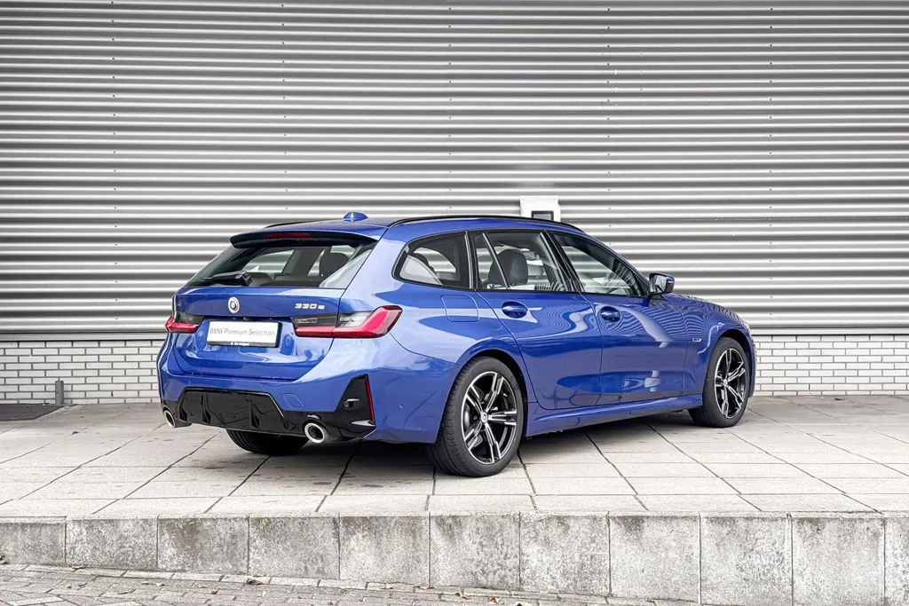 BMW 3 Serie Touring 330e xDrive