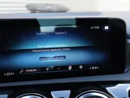 Mercedes-Benz A-Klasse 250 e Business Solution Luxury Limited l Panoramadak l Stoelverwarming l Ambiente lichtpakket