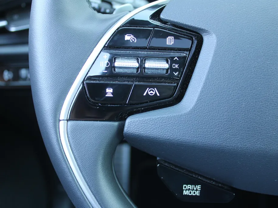 Kia Niro 1.6 GDi Hybrid ExecutiveLine | Camera | Leer | Schuifdak | Stoelverwarming+ventilatie | Elektr. stoelverstelling + achterklep | 18' LM | HUD |