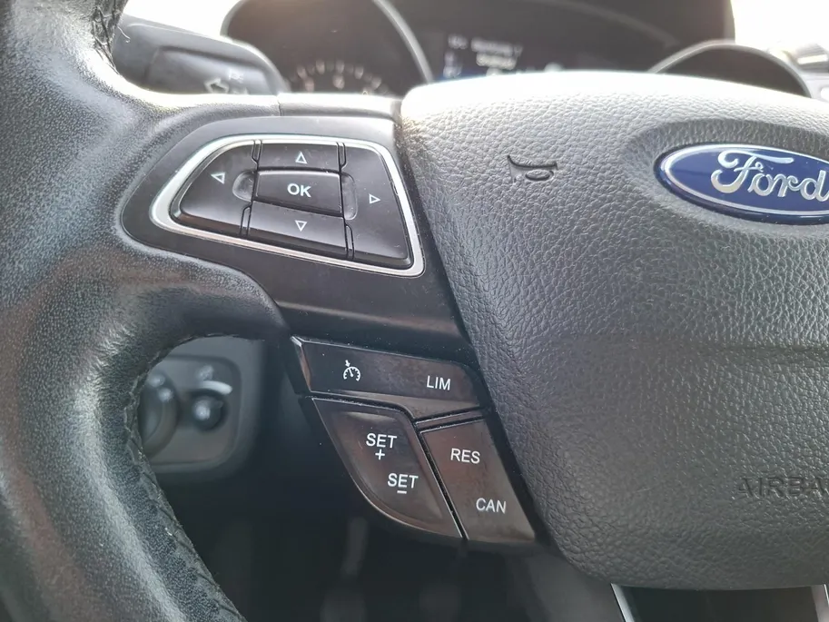 Ford C-MAX 1.0 Titanium | Camera | El. Achterklep | Climate Control | Navigatie | Apple Carplay&Android Auto | 17' Lichtmetaal | Dealer onderhouden! |