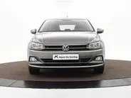 Volkswagen Polo 1.0 TSI 95pk Highline · Apple/Android Car Play · Navigatie · Clima · 16'Velgen · Sportstoelen · Draadloze Telefoonlader ·