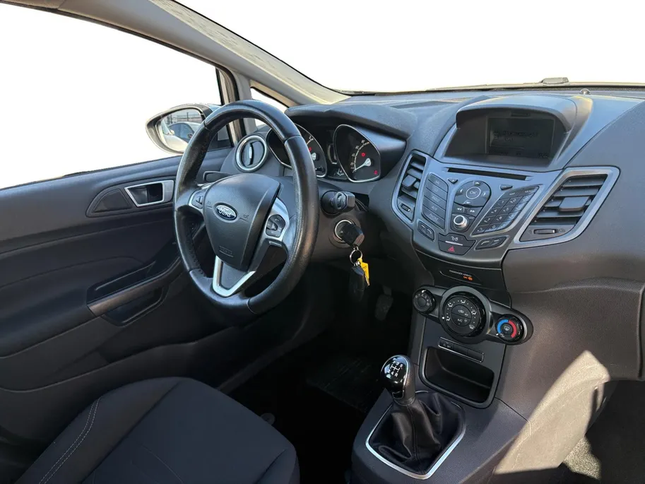 Ford Fiesta 1.0 Style |Trekhaak| Airco| Navigatie| nieuwe APK| 12 maanden garantie| Technologie-pakket|