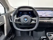 BMW iX xDrive45 101 kWh