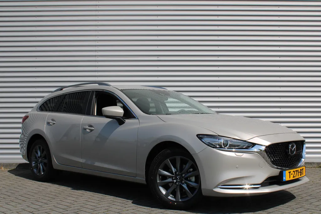 Mazda 6 Sportbreak 2.0 SkyActiv-G 6AT 165PK Centre-Line | BTW Auto | Navi | 17' LM | 360° Camera | Cruise | Head-up display | Automaat |