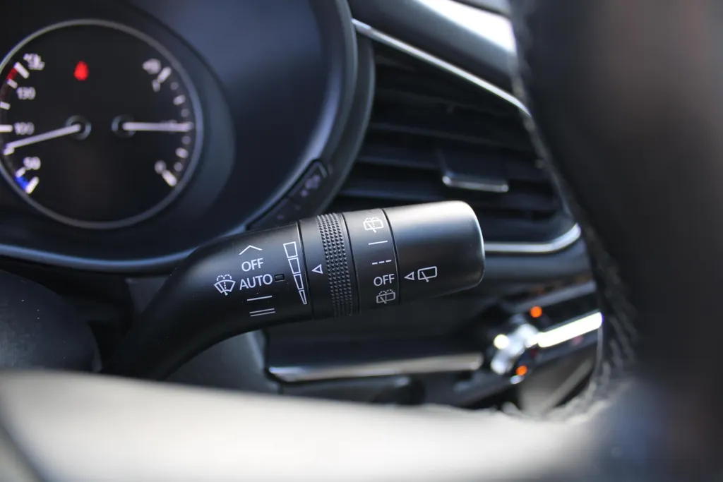 Mazda CX-30 2.0 SkyActiv-G Comfort | Automaat | Cruise | PDC | 16' LM | Navi | Leer | Trekhaak |