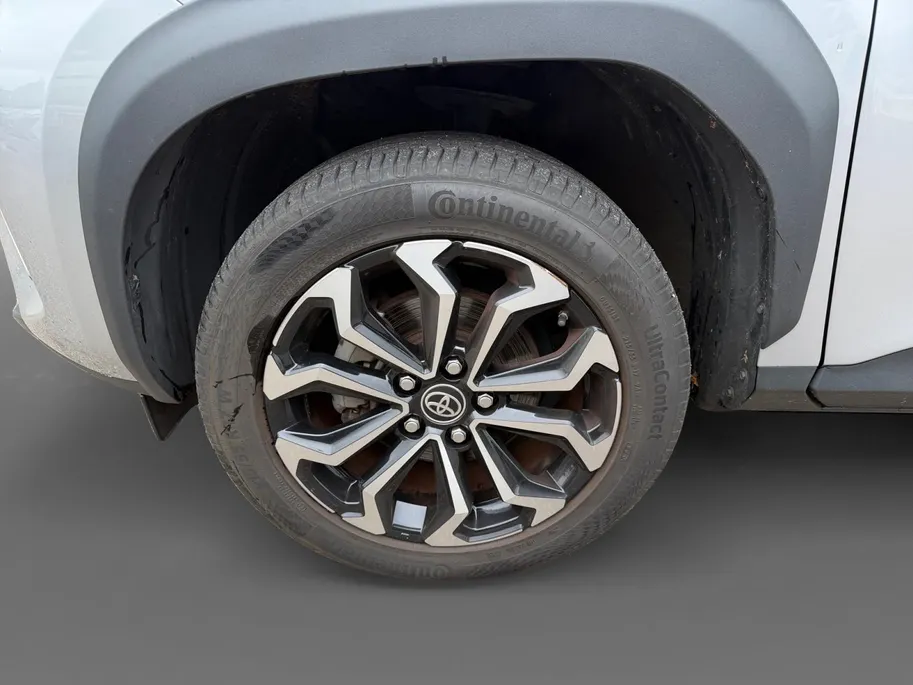 Toyota Yaris Cross 1.5 Hybrid Dynamic | Cruise control | Climate control | LM-Velgen