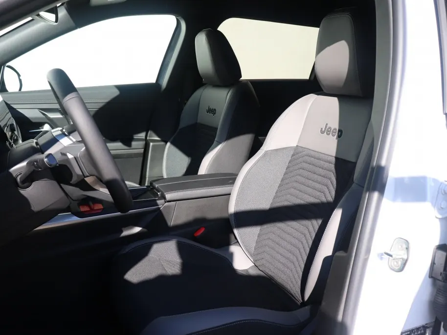 Jeep Compass First Edition 74 kWh | Boek nu uw proefrit!
