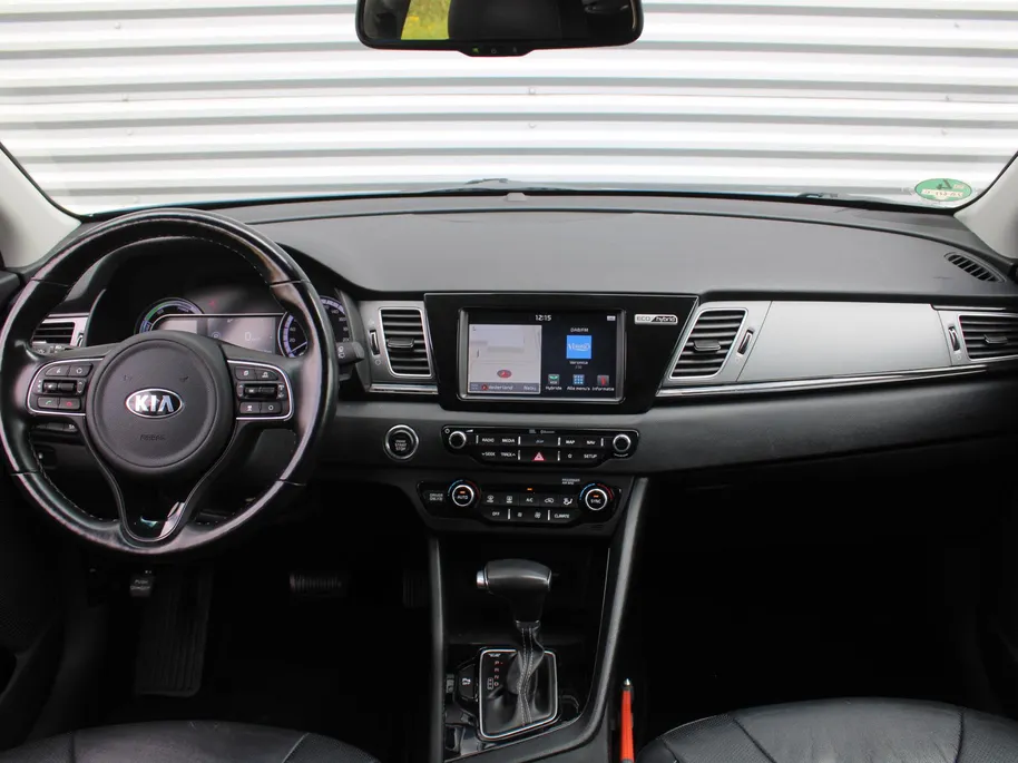 Kia Niro 1.6 GDi Hybrid ExecutiveLine | Trekhaak | Stuur-/stoelverwarming + ventilatie | Camera | Cruise adapt. | 18' LM | Leer | JBL audio |