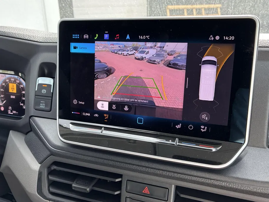 Volkswagen Bedrijfswagens Crafter Bedrijfswagens 35 Trendline 2.0 TDI 140pk L3H3 · 18' LM velgen · Trekhaak · Sidebars · Achterdeurspoiler · Voorspoiler · Camera · Apple/Android Car Play · Navigatie