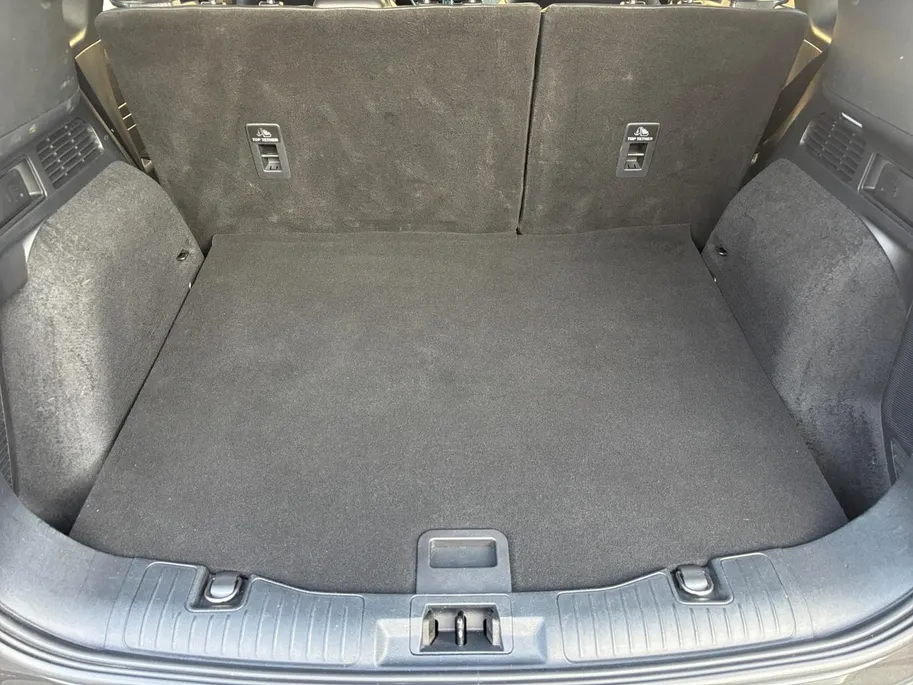 Ford Kuga 2.5 PHEV Vignale | Panoramadak | Trekhaak | Winter Pack | Driver assistance Pack | Elektr. Achterklep | Lederen Elektr. stoelen | 12 maanden garantie! |