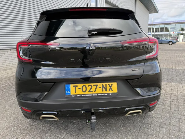 Renault Captur 1.6 E-Tech full hybrid 145 E-Tech engineered | NL Auto | Groot Navi scherm | Dode hoek detectie | LM 18 inch | Trekhaak | Luxe uitvoering