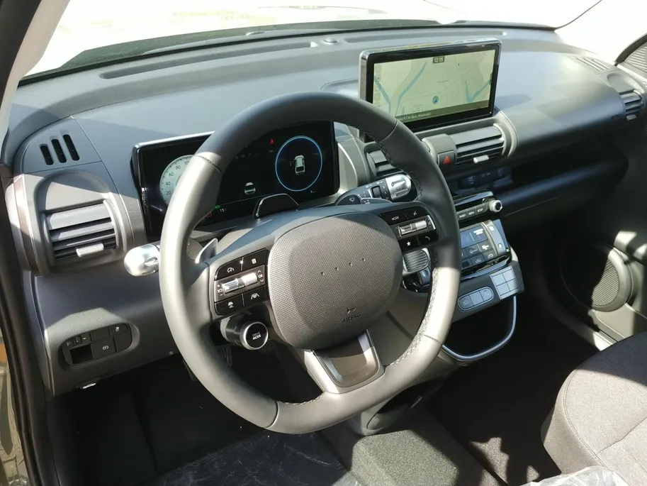 Hyundai Inster Pulse 49 kWh | 0,99% RENTE MOGELIJK | VAN € 28.500,- VOOR € 26.500,- | Private lease vanaf 325 ,- PM |