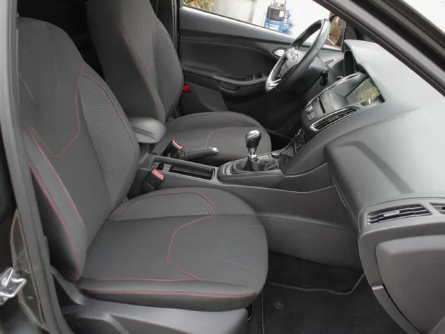 Ford Focus 1.5 ST-Line | Navi | Clima | Park sens | Trekhaak