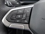 Volkswagen T-Roc 1.5TSI/150PK R-Line Black Style · Panoramadak · Apple/Android Car Play · Navigatie · Camera · Stoelverwarming · Garantie t/m 14-07-2027