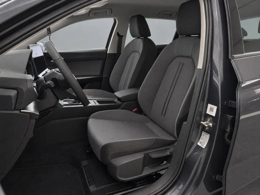 SEAT Leon Sportstourer Style Business Intense 1.5 eTSI 85 kW / 115 PK DSG | LED MATRIX | 3500,- EURO HERWAARDERING!!