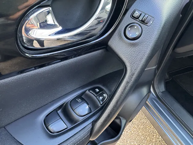 Nissan QASHQAI 1.2 Connect Edition. Trekhaak 13p (max. 1.200kg)