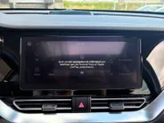 Kia e-Niro DynamicPlusLine 64 kWh | Navigatie | Panoramadak | Apple Carplay/Android Auto | Adaptieve Cruise Control | Stoel/Stuurverwarming | Lichtmetalen Velgen |