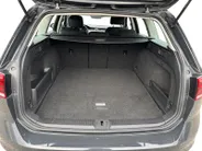 Volkswagen Passat Variant 1.4 TSI PHEV GTE Business | Trekhaak | Camera | ADA | Stoel Verw |
