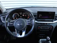 Kia XCeed 1.4 T-GDi ExecutiveLine | Trekhaak | Schuif-/kanteldak | Stuur-/stoelverwarming + ventilatie | 18' LM |