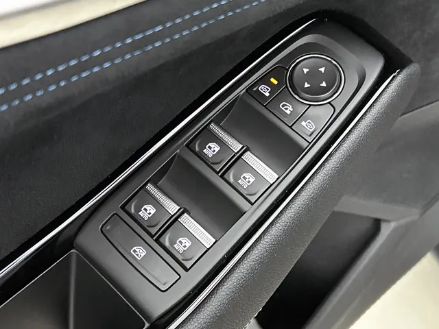 Renault Austral E-Tech full hybrid 200PK esprit Alpine | WINTERPACK | 360 CAMERA | ELEKTR. STOEL