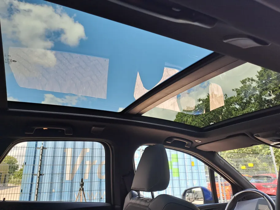 BMW 2 Serie Active Tourer 220i AUTOMAAT | Sensoren | Navigatie | Cruise | 360 Camera | Head-up display | Elektrisch verstelbare stoel | Apple Carplay/Android Auto
