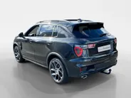 Lynk & Co 01 1.5 PHEV 260pk Black Pack | NL Auto | Zwarte hemel | Trekhaak | Panodak | Stoelverwarming | LED | Etc.