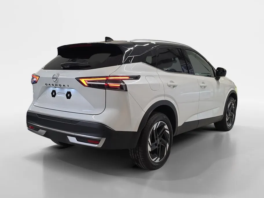 Nissan QASHQAI N-Connecta 158PK AUTOMAAT | Navigatie | Google Built-in | Apple Carplay & Android Auto | Pro Pilot (Adaptive Cruise Control) | Climate Control | 360 camera | Panorama dak | Parkeersensoren voor & achter |