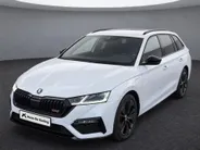 Škoda Octavia Combi 1.4TSI/245PK iV PHEV RS DSG · Panoramadak · Camera · Stoel + achterbank verwarmd · Canton Audio · Apple/Android Car Play ·