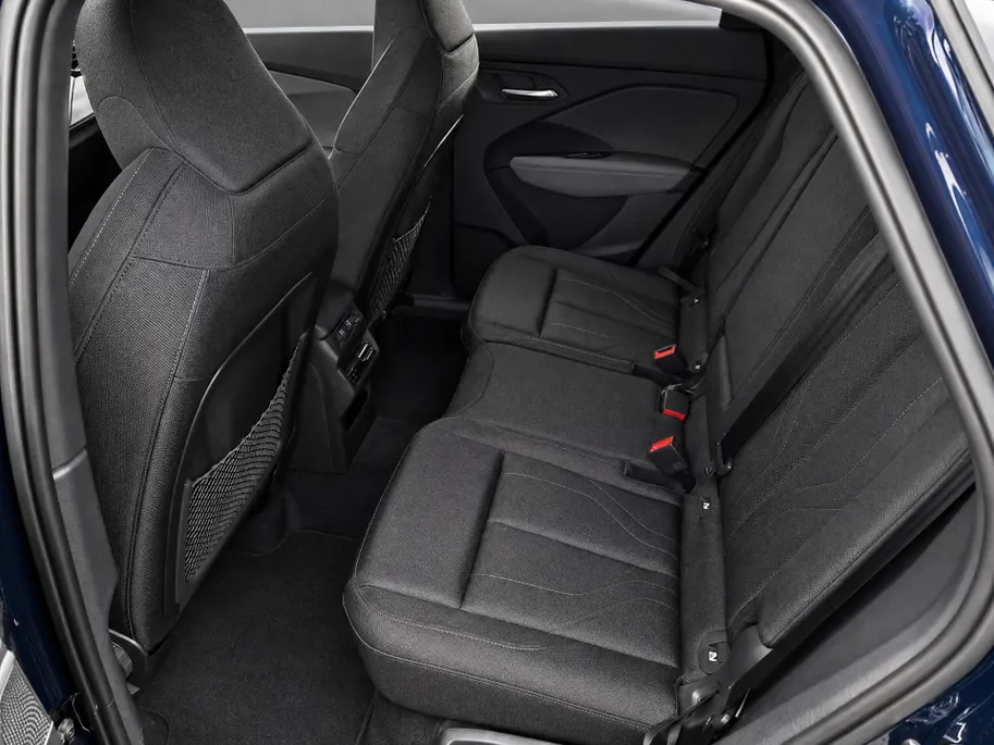 Audi Q3 Sportback 1.5 e-hybrid S edition · Tech Plus · Audi Phone box · 20' Velgen · Privacy glas