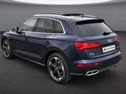 Audi Q5 55 TFSIe 270kW/367PK quattro S Line Competition · Luchtvering · Panoramadak · Leder · Camera · Apple/Android Car Play · Elektrische stoelverstelling · Stoel & Stuurwielverwarming · Adaptive Cruise Control ·
