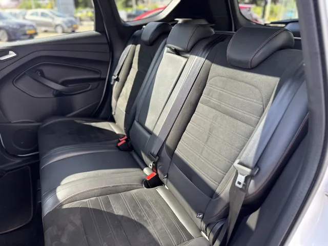 Ford Kuga 1.5 EcoBoost ST Line Trekhaak 13p 2.000kg max