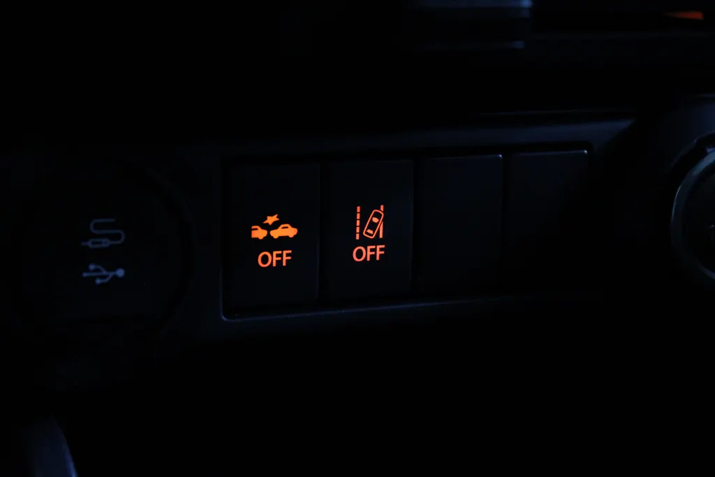 Suzuki Ignis 1.2 Smart Hybrid Select / Navi. / Stoelverwarming / Camera / Led /