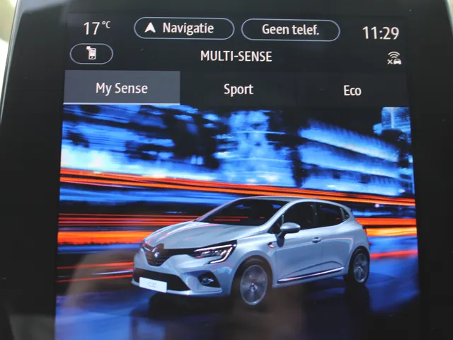 Renault Clio 1.0 TCe Intens | Climat Control | Navigatie groot scherm| Half leder |