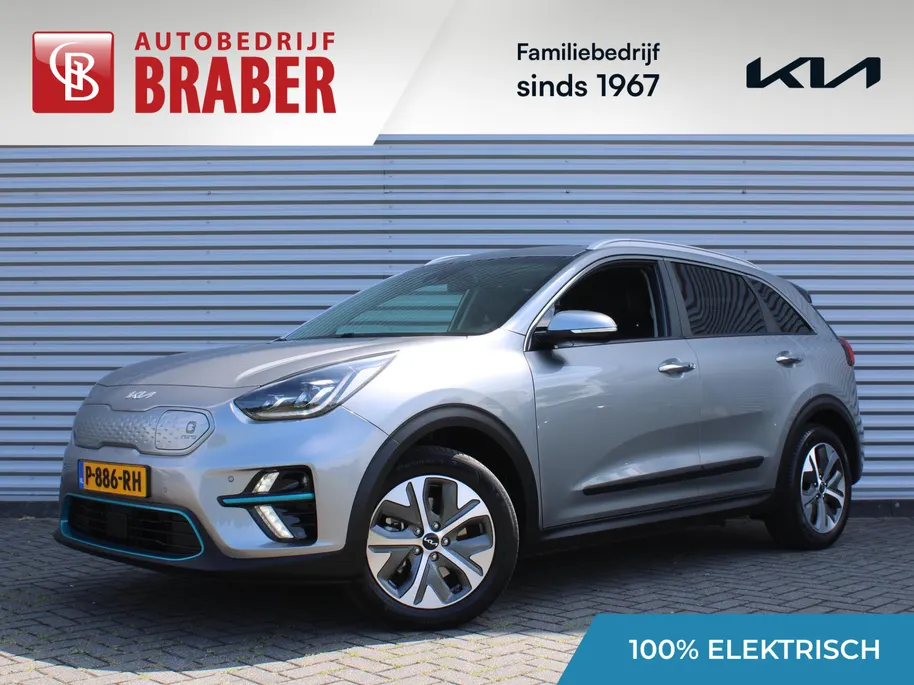 Kia e-Niro DynamicPlusLine 64 kWh | Schuif-/kantel dak | Cruise adapt.| Navi | 17' LM | Stuur-/stoelverwarming | Camera | Clima |