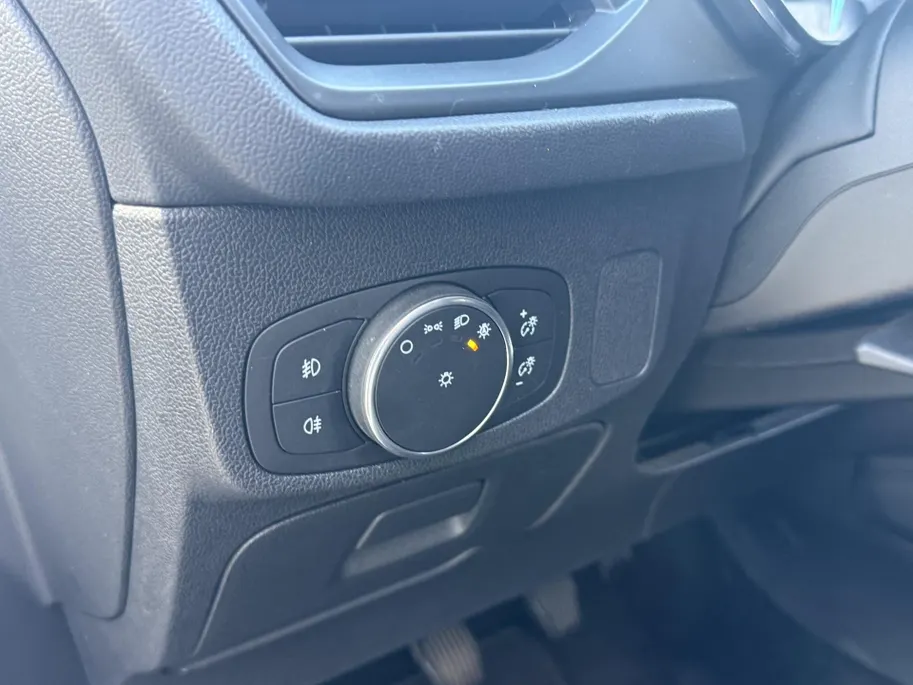 Ford Focus 1.0 EcoBoost Titanium Business