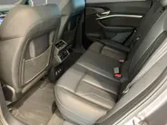 Audi e-tron 55 300KW/408pk Quattro S edition 95 kWh Panoramadak · 360 Camera · B&O Audio · Leder · Stoelverwarming · Luchtvering · 21'' Inch ·