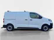 Citroën ë-Jumpy Control M 75 kWh | Cruise Control | Trekhaak | Airco | Parkeersensoren | 12 maanden garantie
