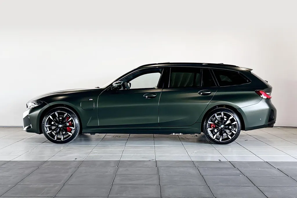 BMW 3 Serie Touring 330e Innovation Pack M Sportpakket Pro
