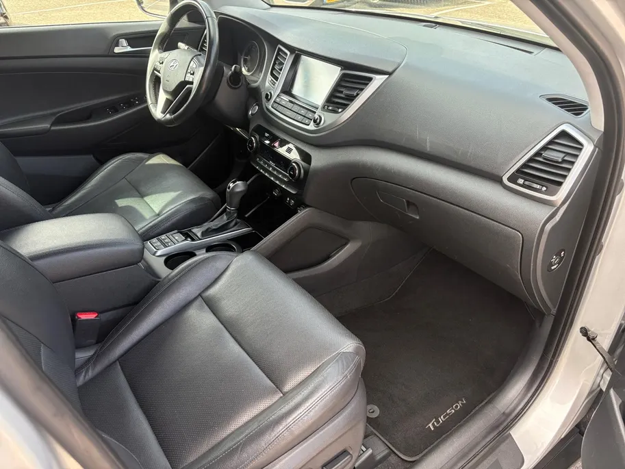 Hyundai Tucson 1.6 T-GDi Premium 4WD | Automaat! | Leder | Stoelverwarming en koeling | Navi