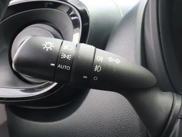 Toyota Aygo X 1.0 VVT-i S-CVT Pulse Automaat Bi-Tone | AllSeasons | Climate co