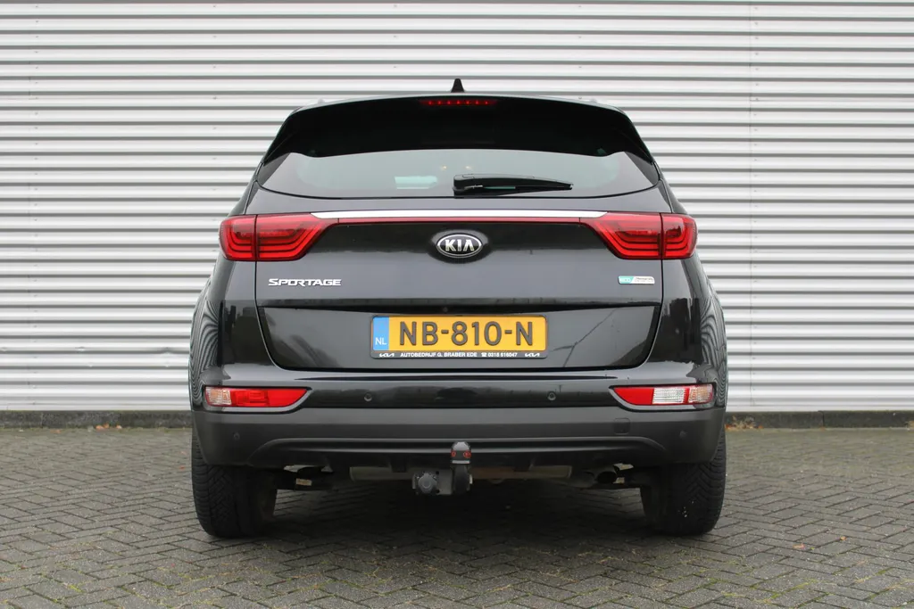 Kia Sportage 1.6 GDI First Edition | 17' LM | Navi | Airco | Cruise | Camera | PDC | Trekhaak |