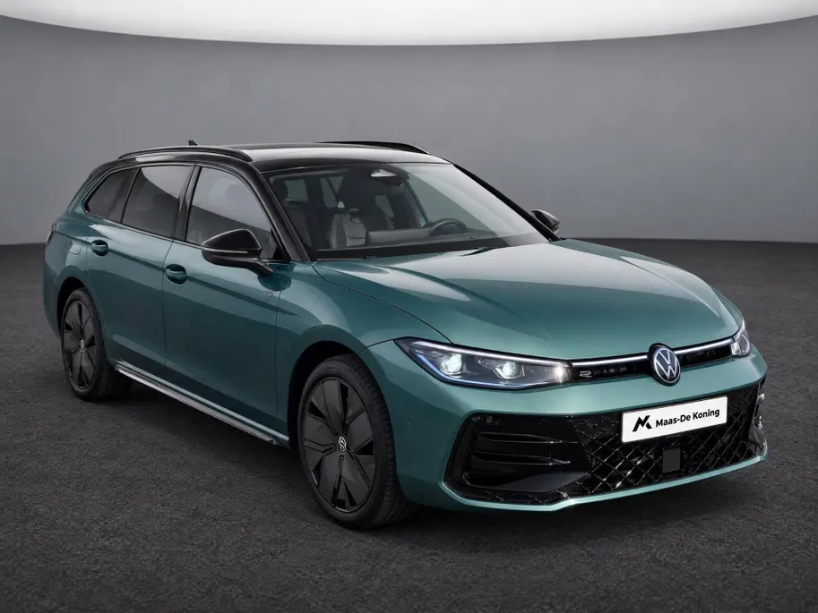 Volkswagen Passat Variant 1.5eHybrid 272PK R-Line Black Style Plus · Leder · Harman Kardon · Trekhaak ·  Alcantara hemelbekleding · 360°Camera + Parkeersensoren · Garantie t/m 21-01-2031 of 100.000km