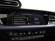 Audi A3 Sportback 45 TFSIe 272pk S-Tronic S edition Competition · Panoramdak · Camera · SONOS Sound · Head-Up Display · Matrix LED · Garantie t/m 28-09-2030 of 100.000km
