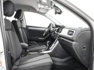 Volkswagen T-Roc 1.0 TSI 110pk Life · Camera · Apple/Android Car Play · Parkeer assistent · ACC · Clima · Draadloze Telefoonlader · Elek. Inklapbare Spiegels · Garantie t/m 28-03-2028 of 100.000km