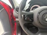 Renault Twingo Z.E. R80 Intens | Elektrisch | Stoelverwarming | Parkeersensoren | Camera | SOH 96.0% | Bluetooth | Cruise & Climate Control | Volledig Dealer Onderhouden | 12 Maanden BOVAG Garantie