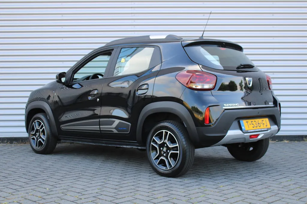 Dacia Spring Expression | Nieuw | Airco | PDC | 14' Design velgen | Navi | Camera | BTW | UNIEK!! |
