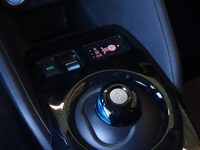 Nissan Leaf N-Connecta 39 kWh