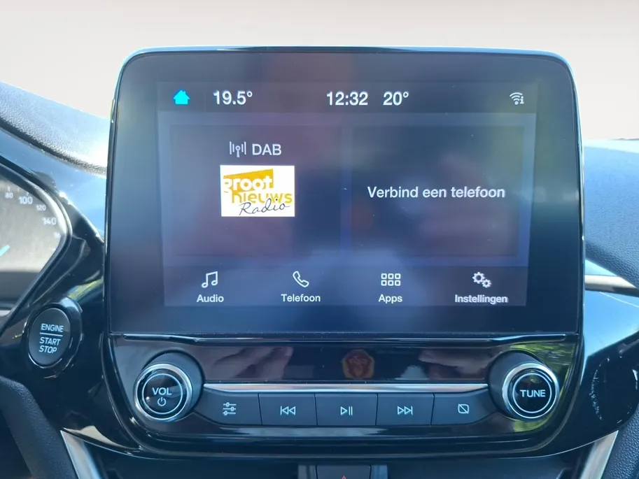 Ford Fiesta 1.0 EcoBoost Hybrid Titanium | NL-Auto | 1e Eigenaar | Winterpack | Keyless Entry | LED | Parkeersensoren
