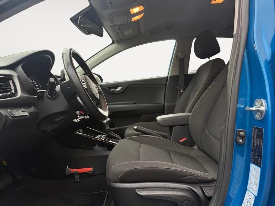 Kia Rio 1.0 T-GDi MHEV DynamicPlusLine | Automaat | Cruise Control | Climate Control | Camera | Navigatie | LM Velgen | Privacy Glass | Trekhaak |